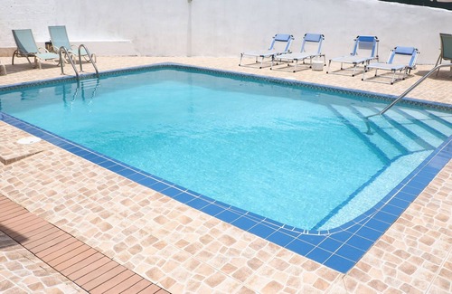 Pembroke House | Burcasa bnb guest house