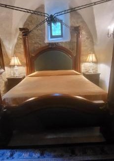 Wetzlar Bed & Breakfast | Burg Hermannstein - Kings Room