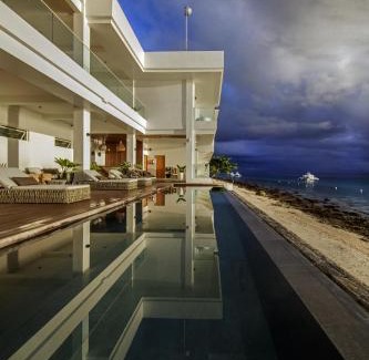Padre Burgos Hotel | Burgos Reef Boutique Resort