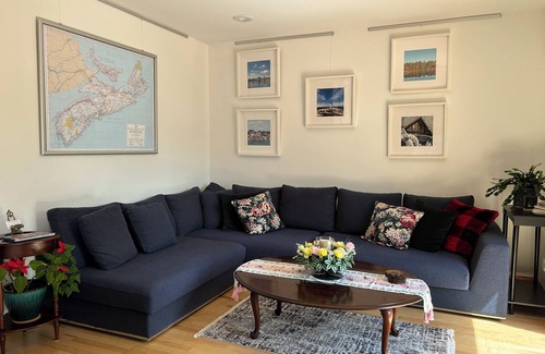 Waverley Bed & Breakfast | Burgundy Dream Bed and Breakfast