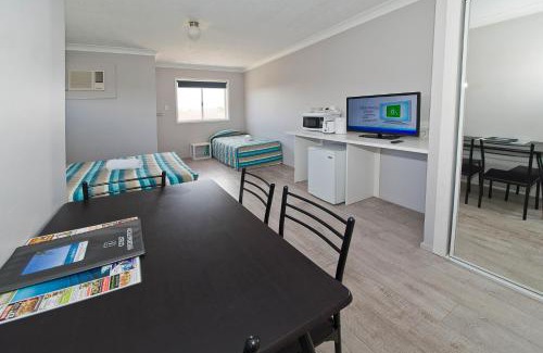 Miami Hotel | Burleigh Gold Coast Motel