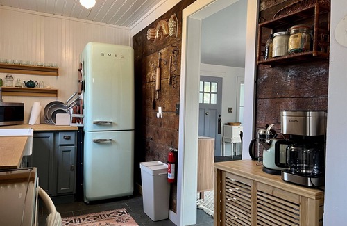Springfield Center Cottage | Burnham Cottage