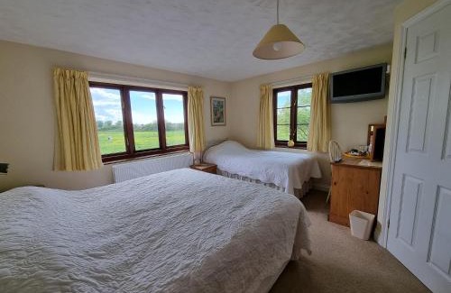 Mark Bed & Breakfast | Burnt House Farm