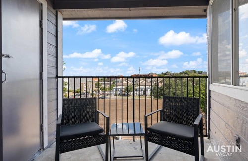 Riverside Apartment | Burton #234 xxxxxxxx