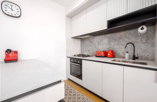 Burwood East Apartment | Burwood Boulevard Beauty