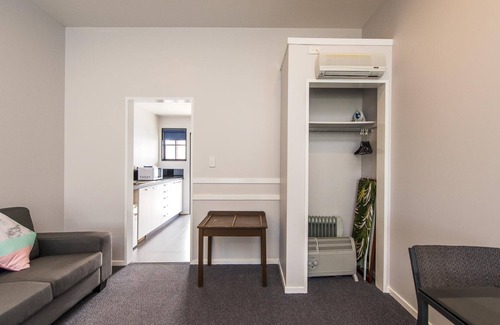 Whanganui Hotel | Burwood Manor Motel