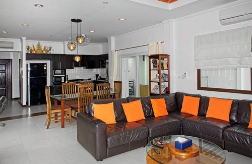 Nong Kae Villa | Busaba Villa 11 - 4 Bedroom - Pool