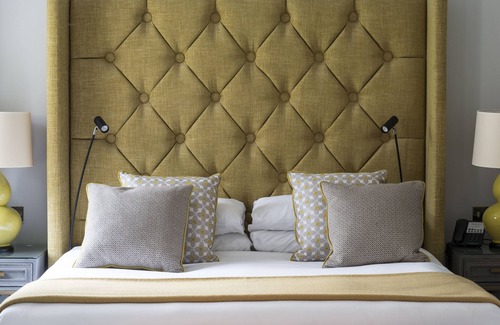 Farnham Hotel | Bush Hotel Farnham