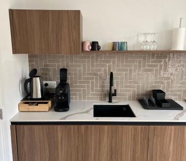 Geel Apartment | Business Accommodation 'Natural Living' Nomad