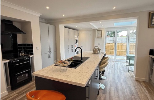 Corby Glen House | Business or Bliss-Stylish Lincolnshire Retreat