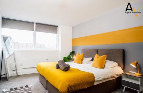 Central Milton Keynes Apartment | Business or leisure-Ready Apartment - Fast Wi-Fi, Central Location, Perfect for Relocation By AV Hughes Properties