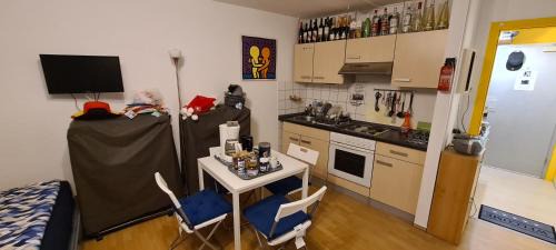 Angelmodde Apartment | Business-Travel-Apartment & Ferienwohnung Münster, Check-In von 15 bis 22 Uhr möglich, mit SB-Kiosk