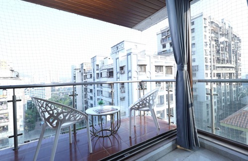 Malad East Apartment | Business Traveler Room - Close to Nesco Goregaon