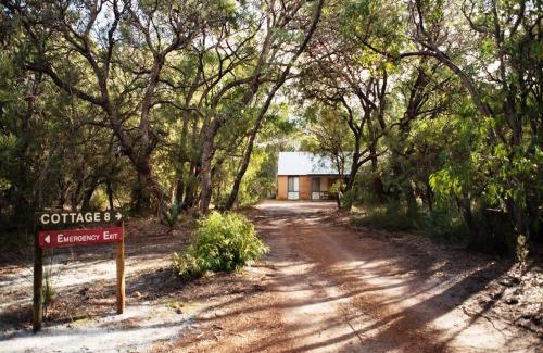 Burnside Ski Chalet | Bussells Bushland Cottages