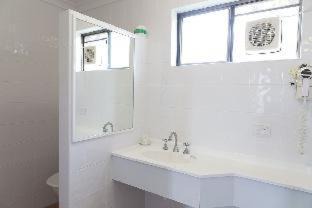 West Busselton Hotel | Busselton Motel