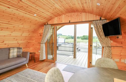 St Harmon House | Buttercup