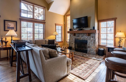 Tamarack Resort House | Buttercup Townhome