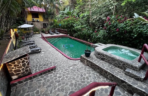 El Cerro Condo | Butterfly Condo near beaches and downtown, surrounded by nature
