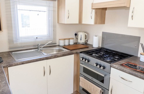 Crowle Cabin | BUTTERMERE LODGE - WESTFIELD 4, pet friendly in Crowle