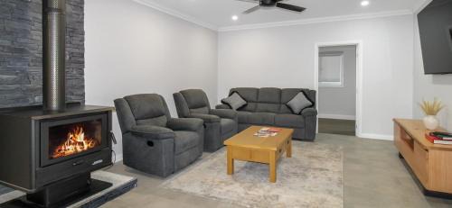 Hay House | Buzzin'