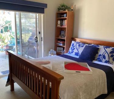 St Leonards Bed & Breakfast | By the Bay short stays private suite 1 to 4 days