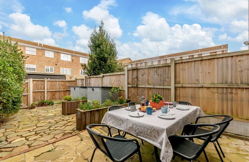 Westgate-on-Sea House | By The Bay - Three Bedroom House, Sleeps 6