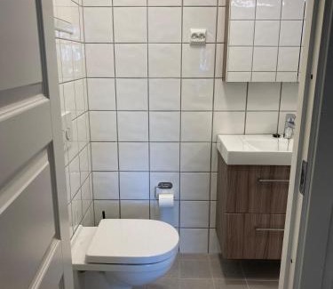 Kirkenes Apartment | By the city center Free parking Newly renovated