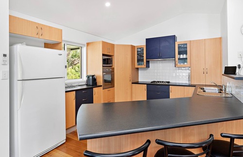 Shoalhaven Heads House | By The Jetty - Quiet location near the river