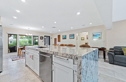 Bel Air House | BY THE SEA VACATION VILLAS 4 BED PRIVATE POOL/STEPS TO BEACH gated community