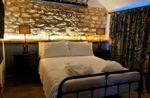 Bridlington House | Byre Cottage - 5* Stone Cattle shed Conversion