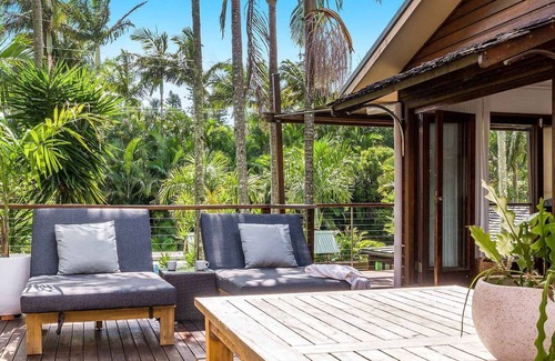 Belongil House | Byron Blisshouse Penthouse - Belongil Beach luxury