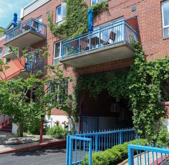 ByWard Market Hotel | ByWard Blue Inn