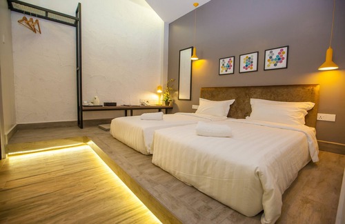Sekudai Hotel | Bzz Hotel