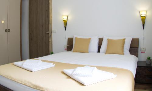 Sulina House | CĂSUȚA LUI ION