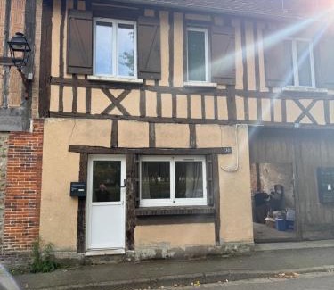 Conches-en-Ouche Apartment | Cœur de Ville - familial - Parking gratuit - WIFI