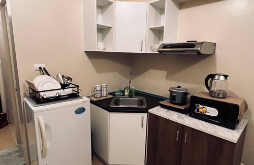 Mandurriao Apartment | C Comfortable & Cozy Room for 3