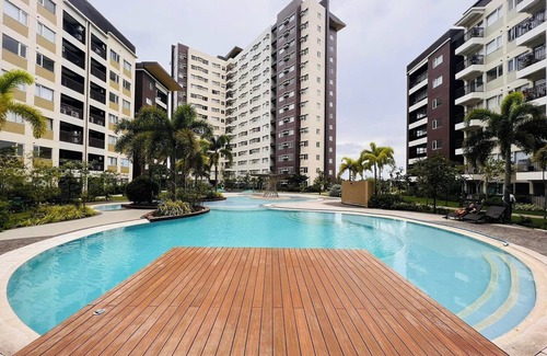 Mandurriao Apartment | C Comfortable & Cozy Room for 3