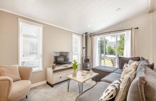 Bethesda House | C03 - The Faraday