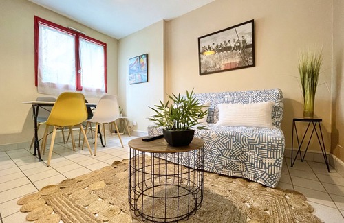 Secteur 1 Apartment | #C1 | Le Félix 🌞 | Near GEM, train station | Fully equipped