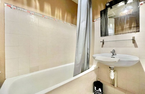 Secteur 1 Apartment | #C1 | Le Félix 🌞 | Near GEM, train station | Fully equipped