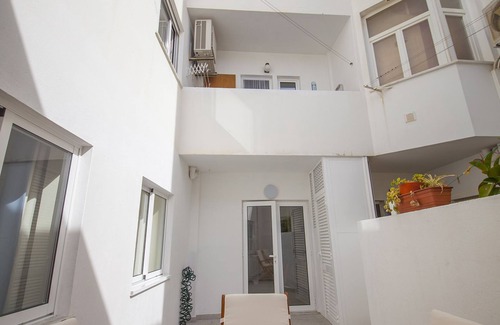 Lagos City Center Apartment | C10 - Lagos Center Apartment