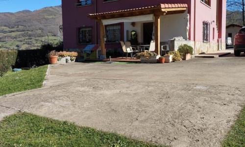 Pola de Lena House | Ca Blanca