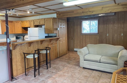 Saskatchewan House | 4 Season Cozy Rustic Loft Cabin along Last Mountain Lake. Pet friendly.