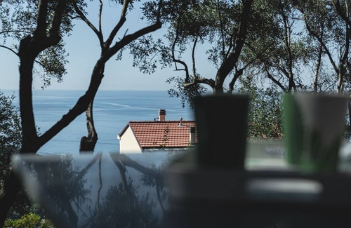 Lerici Villa | Cà del Mago, luxury, private heated pool and spa a stone's throw from the sea