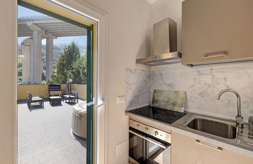 Gorra Apartment | Ca di Perti Apartment 3 with Mountain View
