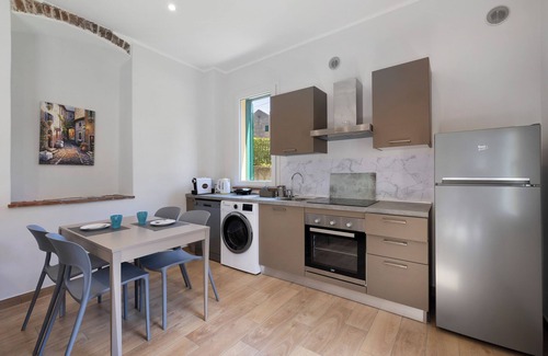 Gorra Apartment | Ca di perti Apartment 1 with Wi-Fi, A/C & Garden