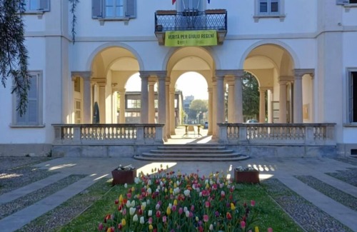Cernusco sul Naviglio Apartment | Ca'Foulard3: a dip in the blue