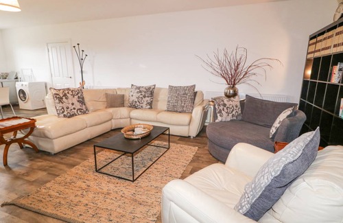 Limavady Cottage | Cabin ∙ 2 bedrooms ∙ 6 guests