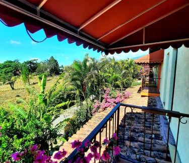 Alto Boquete Hotel | Cabañas San Miguel