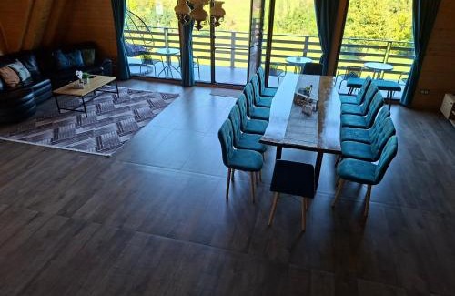 Calinesti Ski Chalet | Cabana 3 Stejari Maramureș